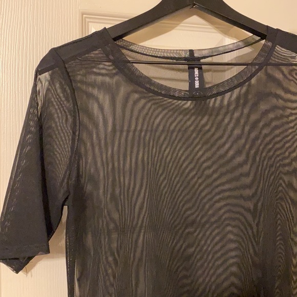 Agnes & Dora sheer short sleeve t-shirt - Picture 2 of 5